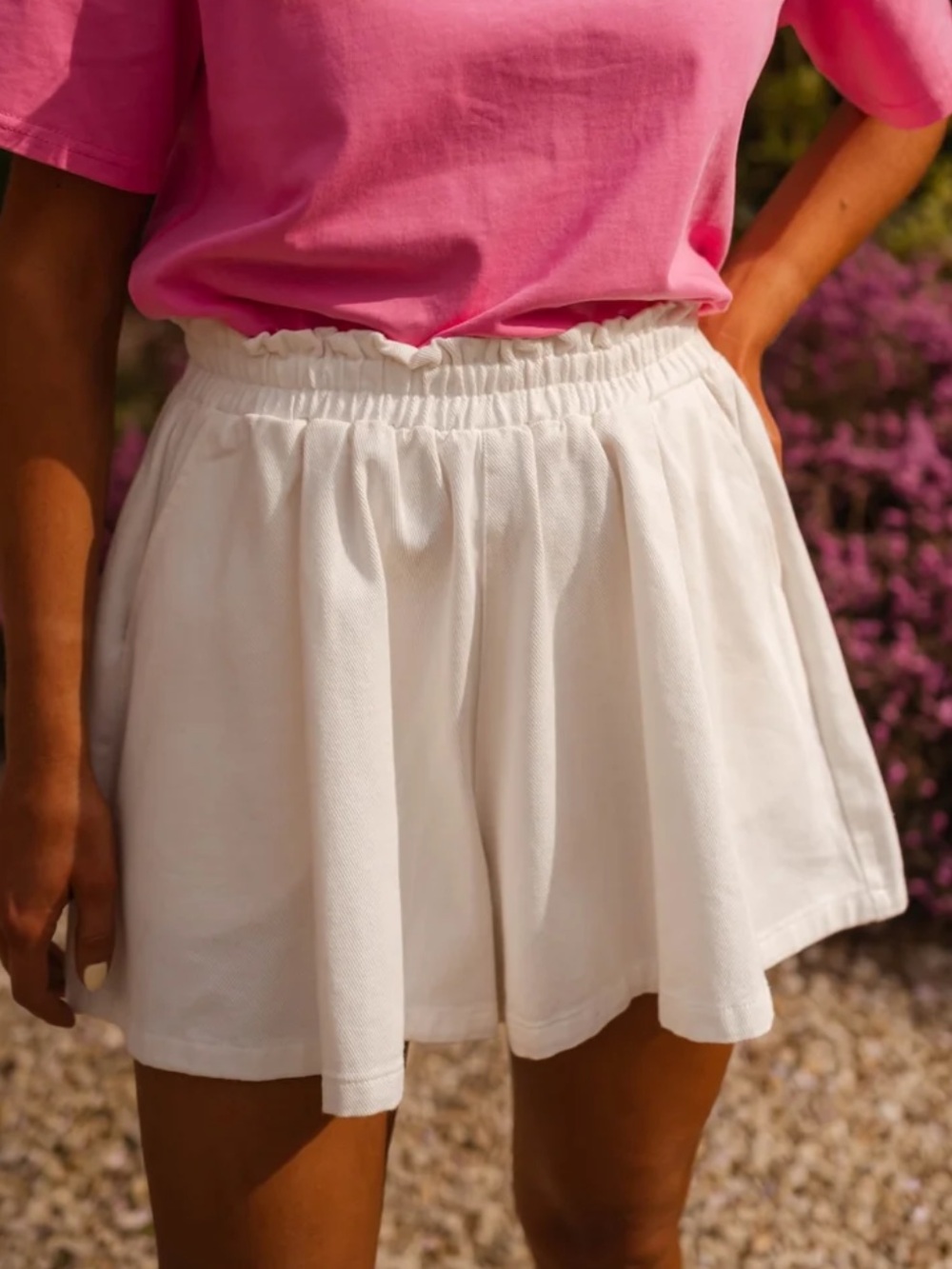 Easy Clothes White Erica Shorts - Picture 6 of 8